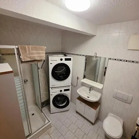 A-b-h Schoene 2r Whg, Ebk, Lift, Wifi, Xl Schlafcouch Apartament