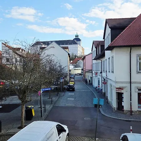 A-b-h Schoene 2r Whg, Ebk, Lift, Wifi, Xl Schlafcouch Apartament Weißenfels