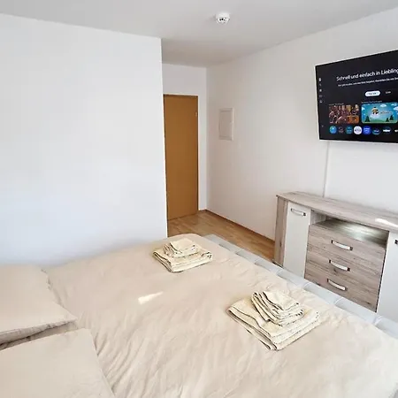 A-b-h Schoene 2r Whg, Ebk, Lift, Wifi, Xl Schlafcouch Apartament