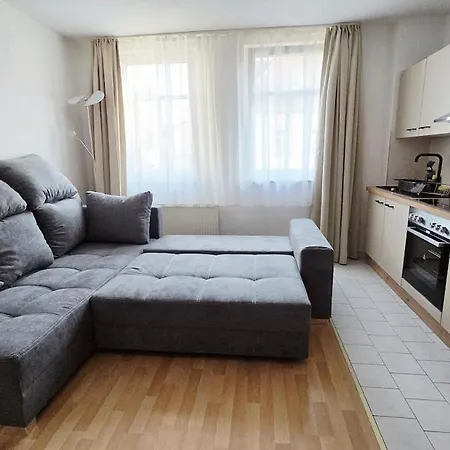 A-b-h Schoene 2r Whg, Ebk, Lift, Wifi, Xl Schlafcouch *